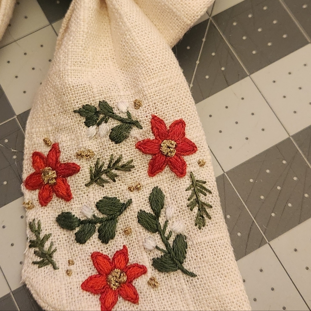 Handmade Custom Embroidered Bows - Picture 4 of 6